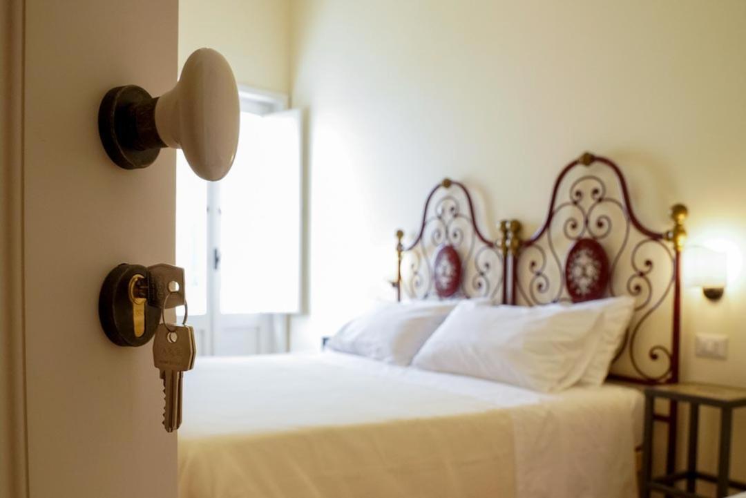 B&B I Sei Volti Лече Екстериор снимка